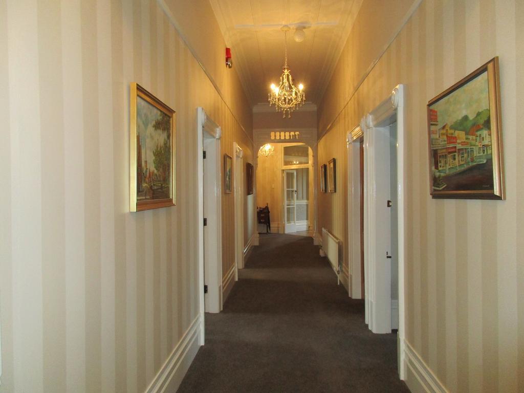 Valmai House Cambridge Motel ภายนอก รูปภาพ