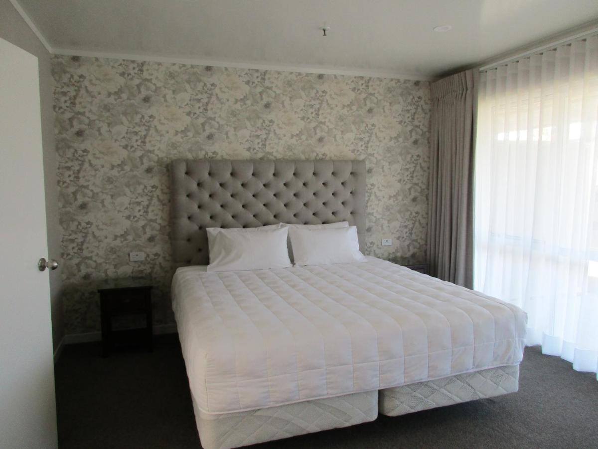 Valmai House Cambridge Motel ภายนอก รูปภาพ
