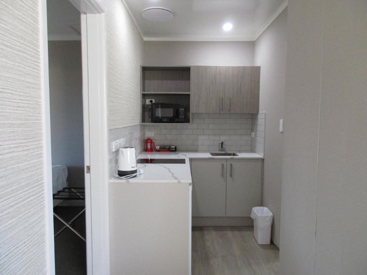 Valmai House Cambridge Motel ภายนอก รูปภาพ
